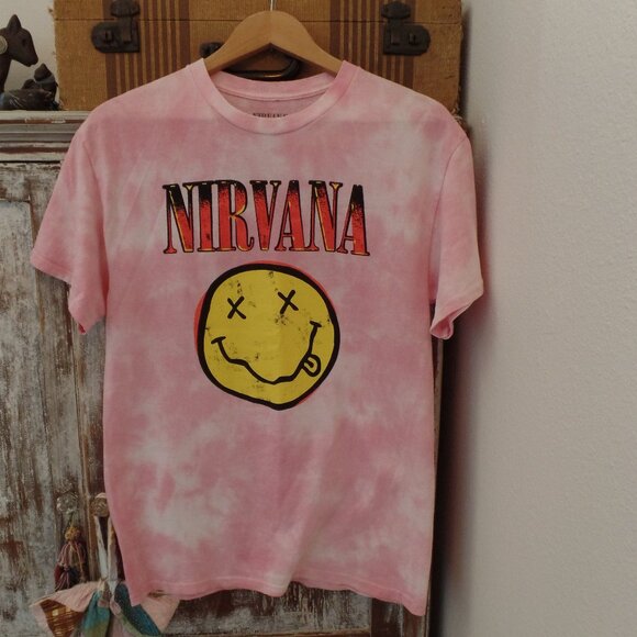 NIRVANA Tie-Dye Graphic Tee MEDIUM NWOT - Picture 2 of 4